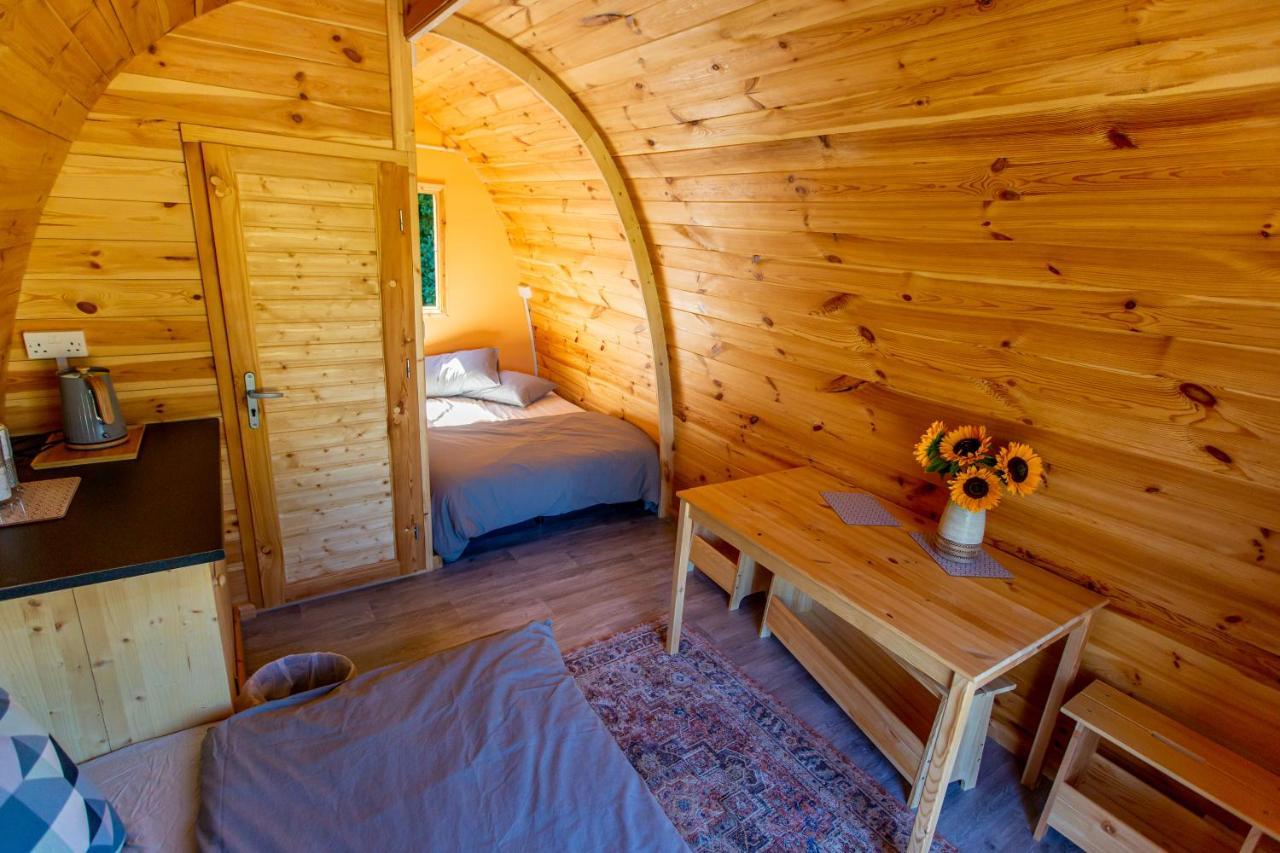 The Woolpack Glamping Hotel Maidstone Exterior photo