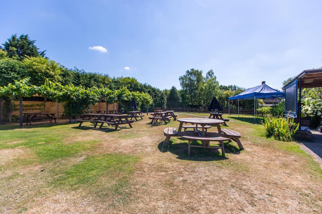 The Woolpack Glamping Hotel Maidstone Exterior photo